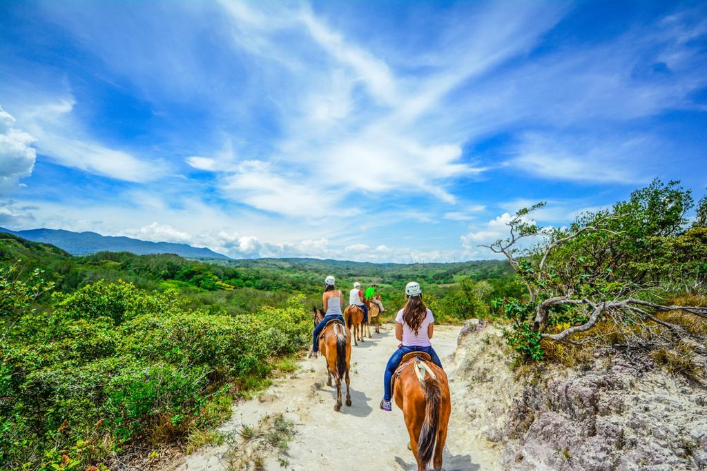 Vida Aventura Ranch Tanques Exterior foto
